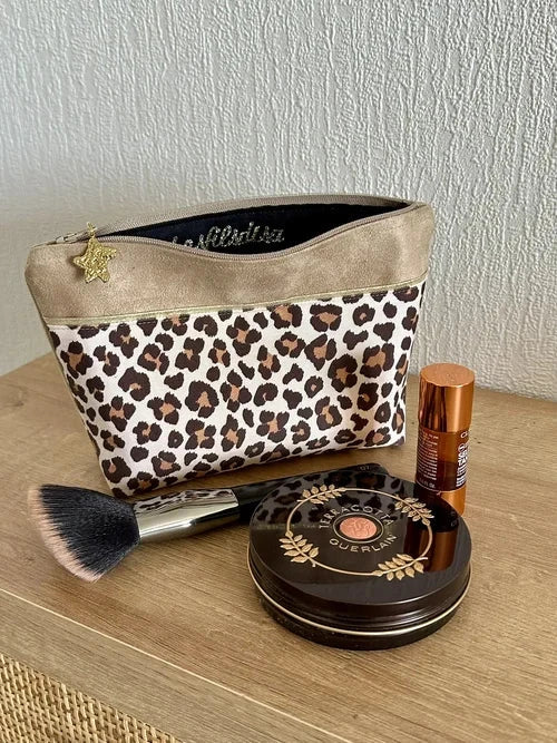 La trousse à maquillage léopard