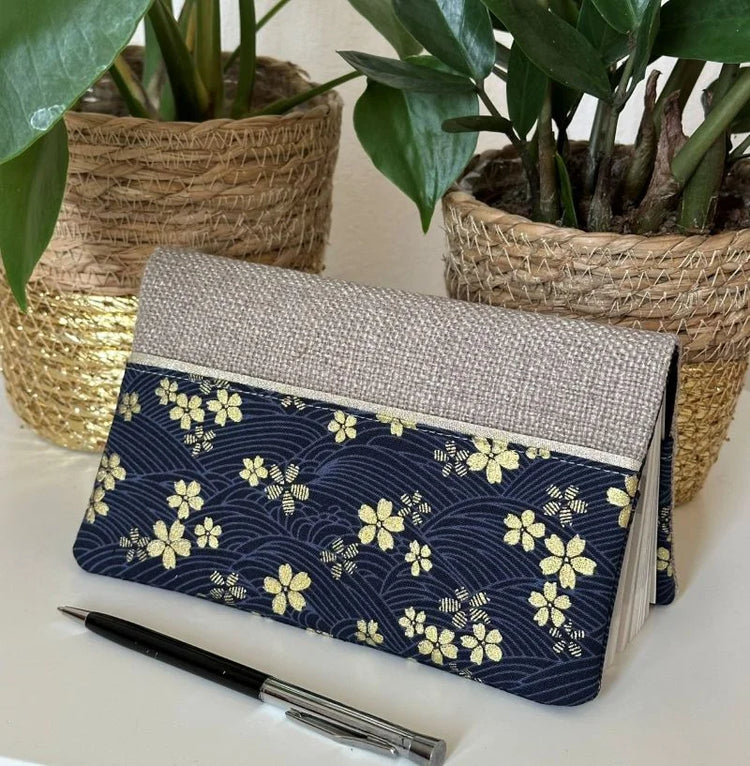 Porte chéquier en lin et tissu japonais Sakura bleu