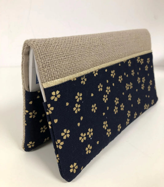 Porte-chéquier en lin beige et tissu japonais Sakura bleu nuit