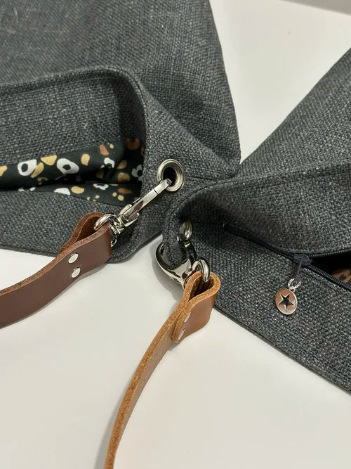 Les deux types de fermeture proposées pour le sac Hobo en lin anthracite avec anse en cuir 